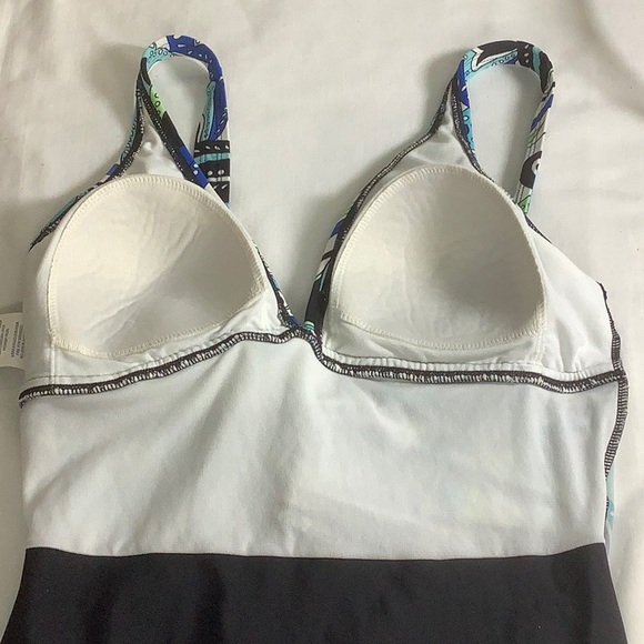 Jantzen classics one piece swimsuit. Sz 10 - Picture 4 of 7